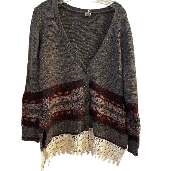 Gimmick by bke Women's L Cardigan Sweater Geometric Fringe Hem - Picture 1 of 8